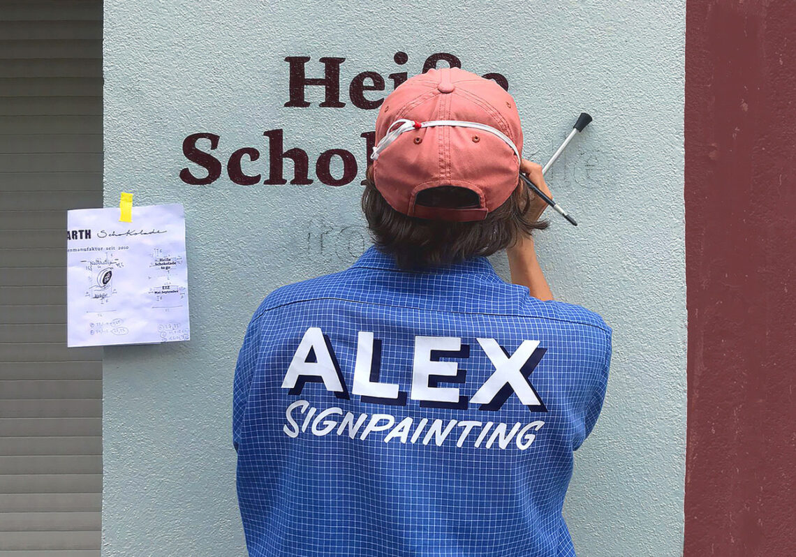 alex sign painting - berlin